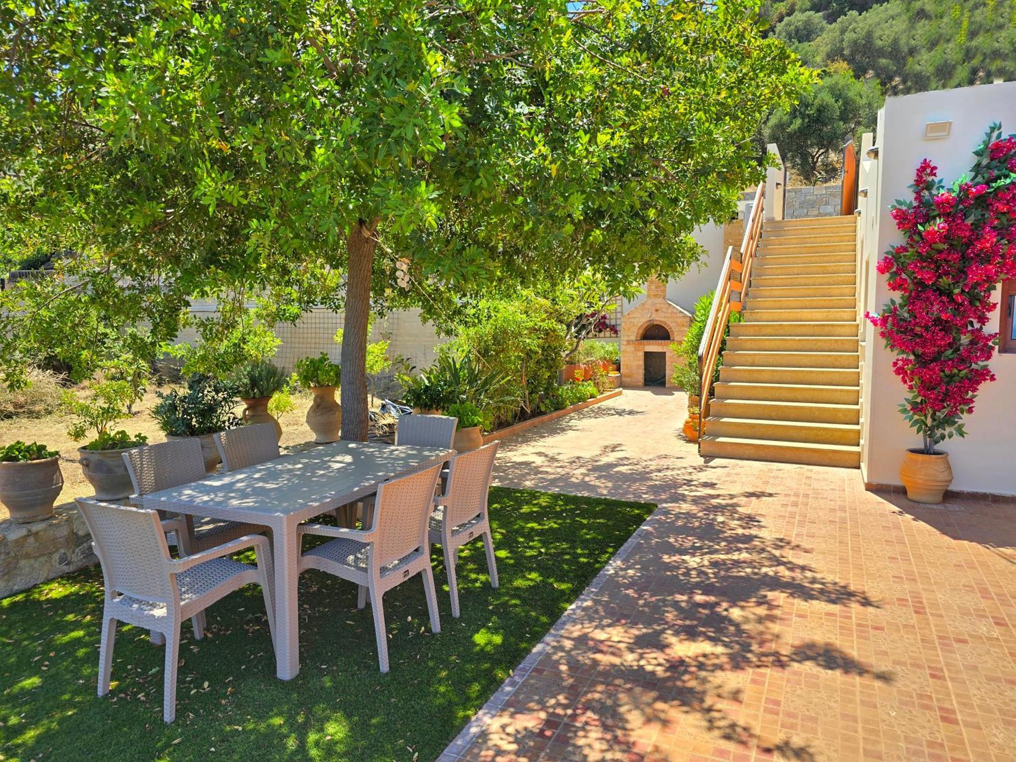Villa Balcony, Cozy Villa With Amazing View Rodhiá Extérieur photo